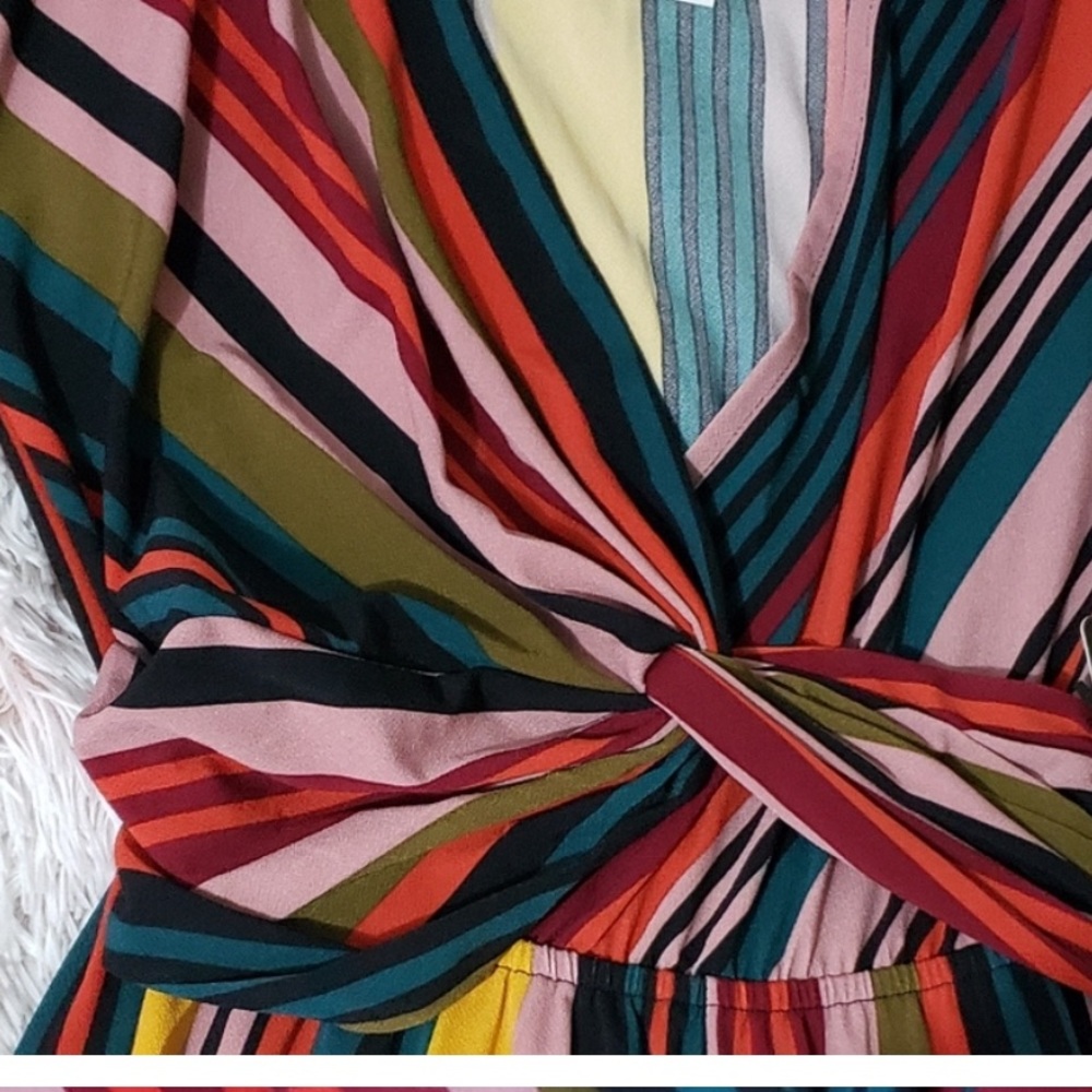 Multi Color Jumpsuit - Picture 4 of 8